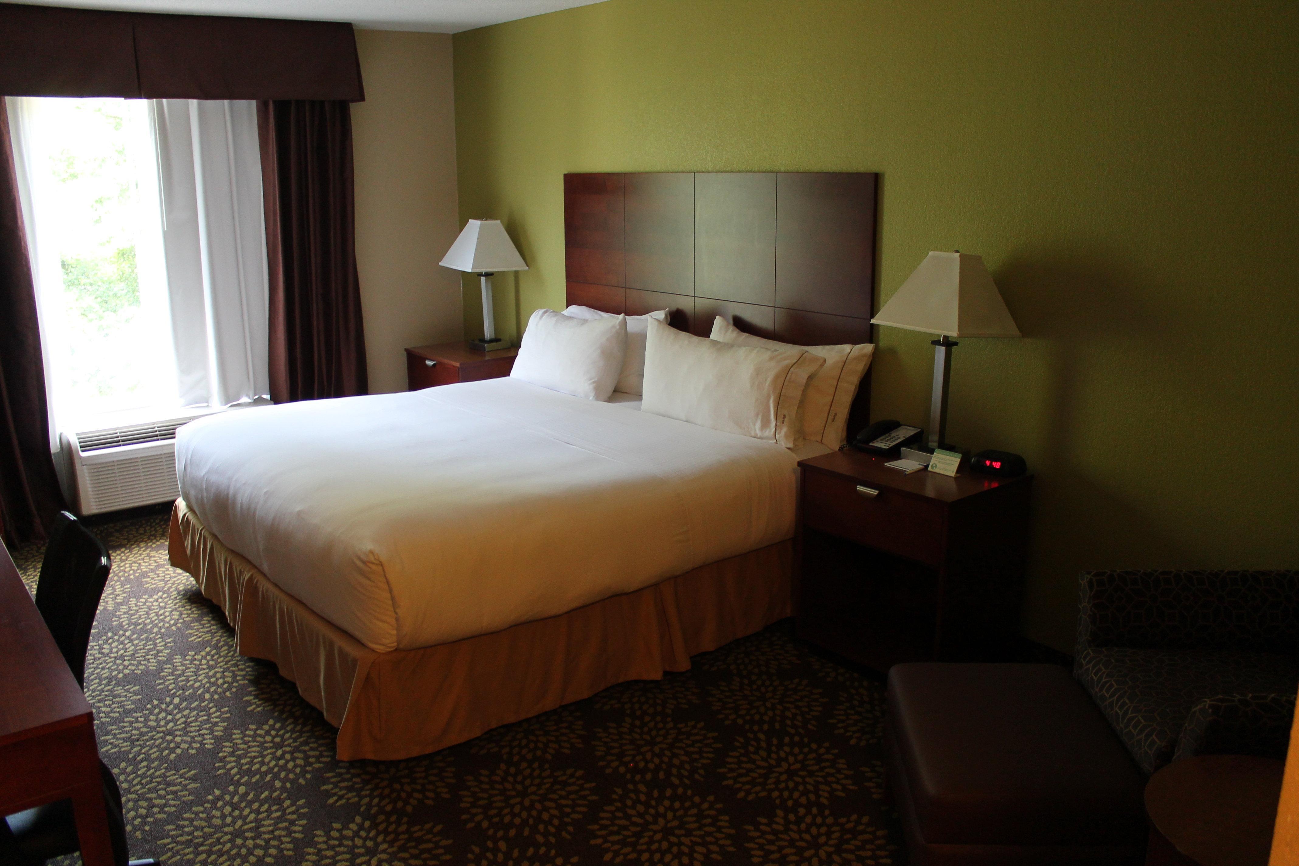 Holiday Inn Express Hotel & Suites Starkville, An Ihg Hotel Exterior foto