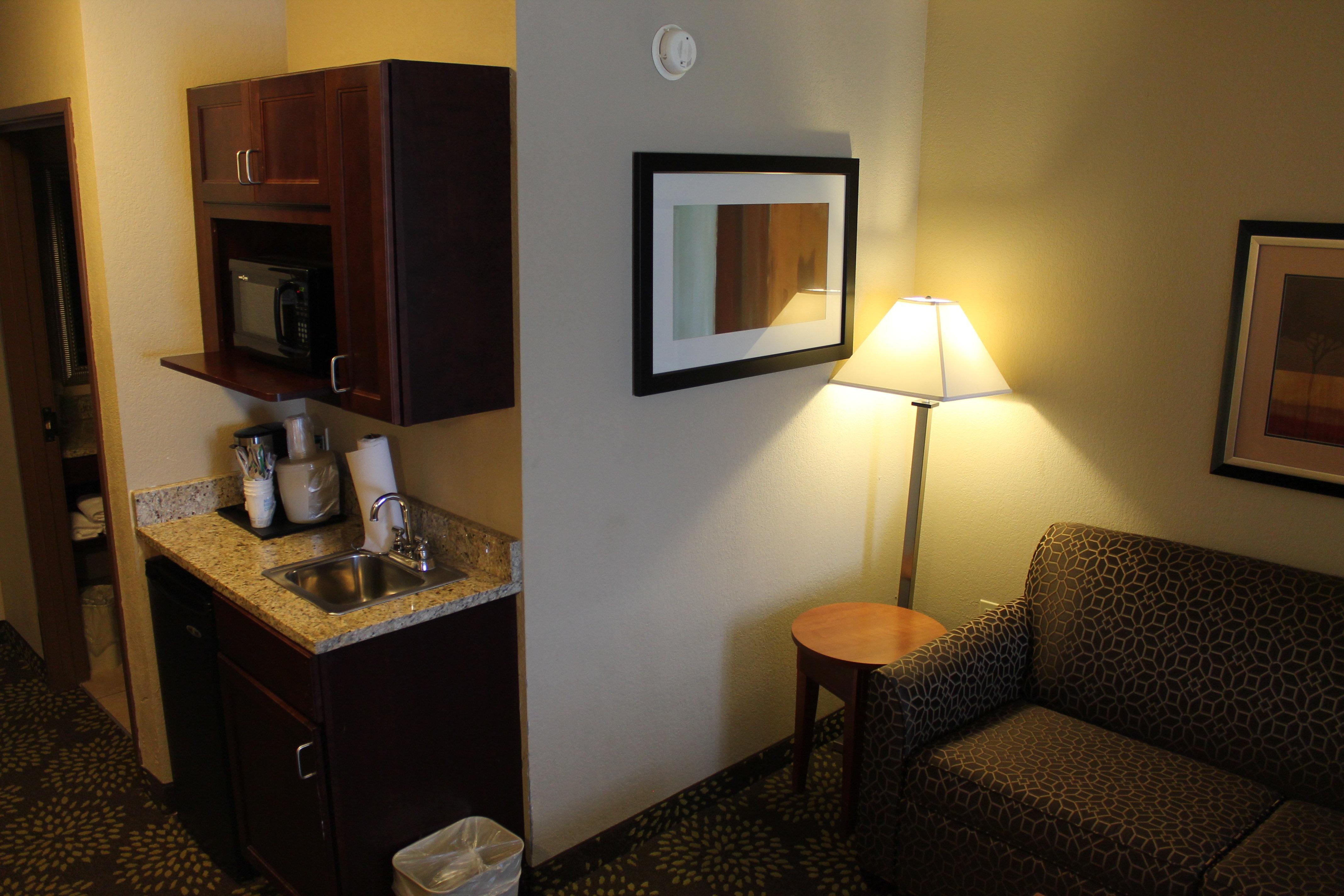 Holiday Inn Express Hotel & Suites Starkville, An Ihg Hotel Exterior foto