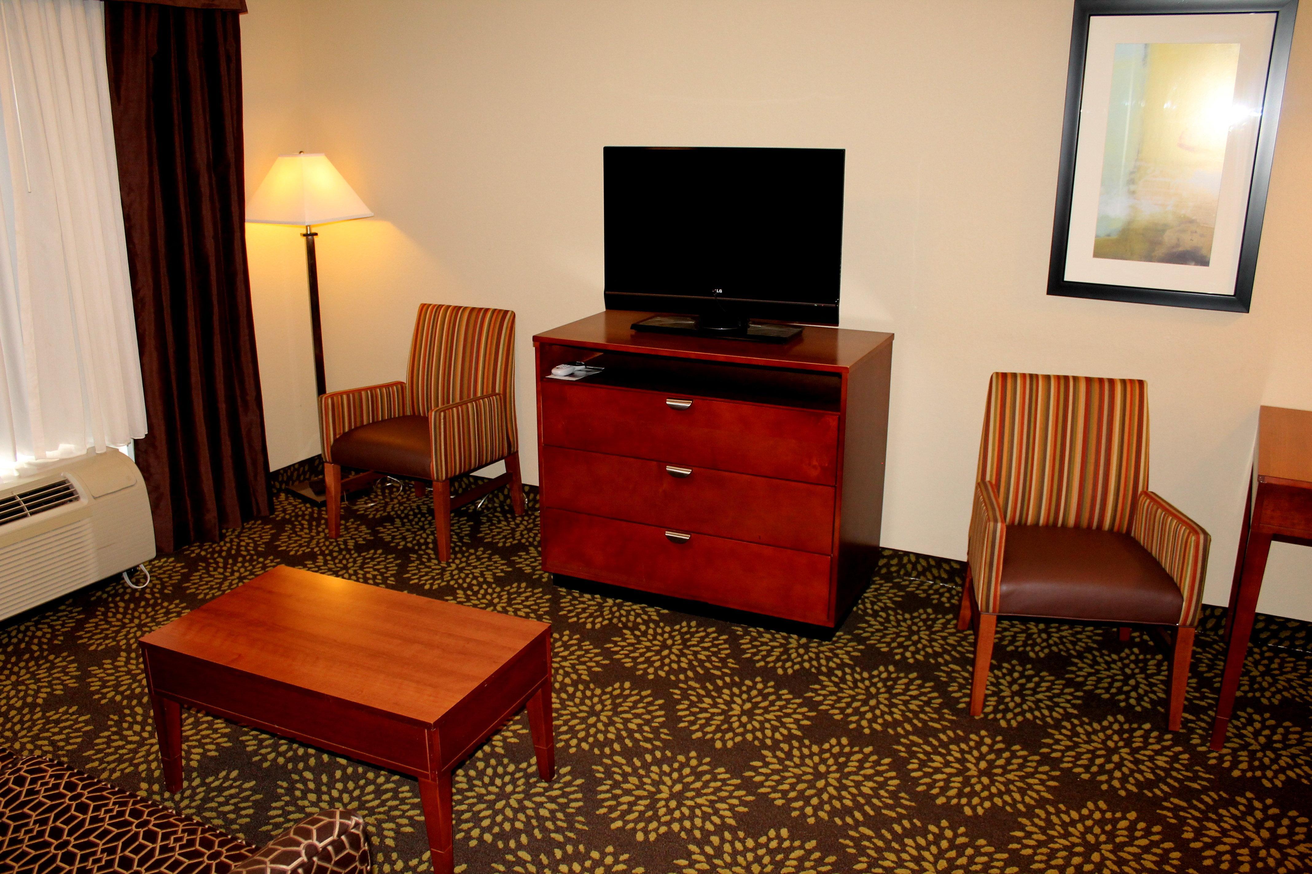 Holiday Inn Express Hotel & Suites Starkville, An Ihg Hotel Exterior foto